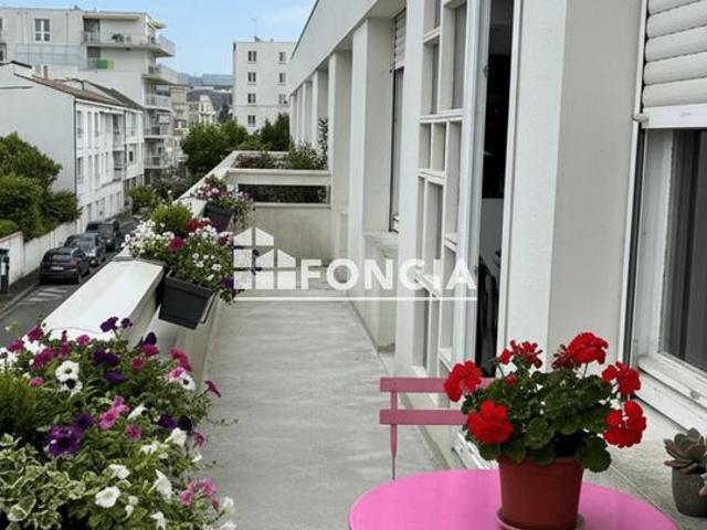 A DEUX PAS DU VIEUX PORT – T4 de 91 m² avec balcon – Idéal investisseur
