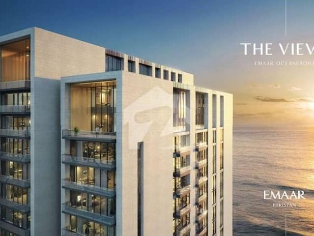 A distinct 2 bed apartment offering space & privacy at the views