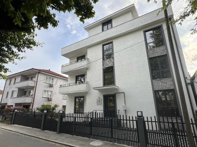 Çağ Emlak'tan Merkez Şeker Mah 324 M2 İçinde 3 Katlı 3 Daire