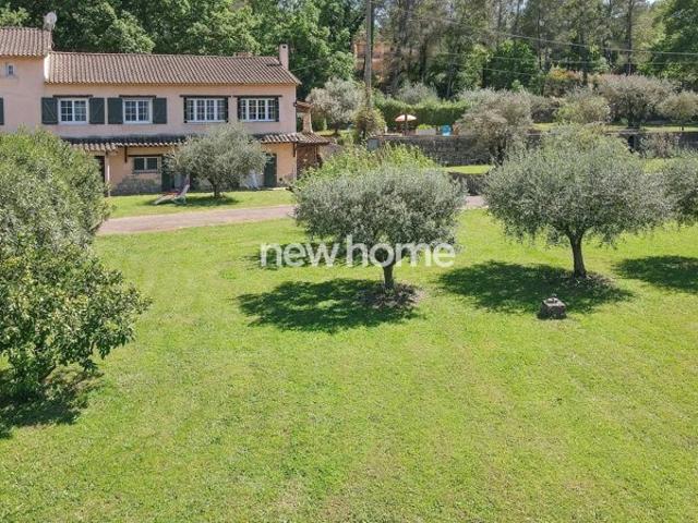 A Fayence en Provence à la campagne: maison solide avec gîte indépendant, vue, piscine et garage