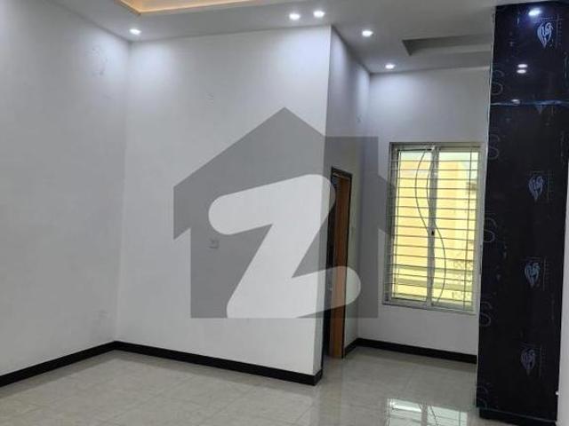 A Flat Of 1000 Square Feet In CBR Town Phase 1 Block D