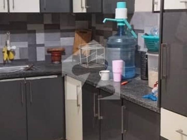 A Flat Of 1250 Square Feet In Karachi