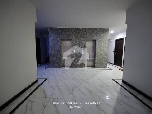 A Flat Of 1450 Square Feet In Karachi