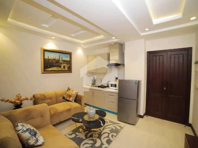A Flat Of 550 Square Feet In Bahria Town Sector E