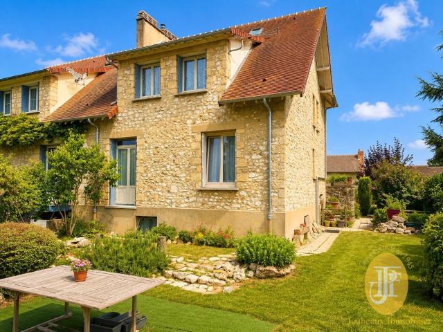 À Gaillon, une maison familiale alliant authenticité et modernité