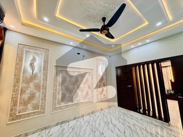 A Good Location House Of 10 Marla In Citi Housing Society