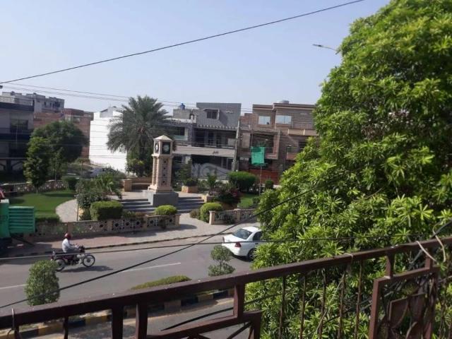 A Good Looking Portion Lahore Pakistan Medical Housing Society ID 14448