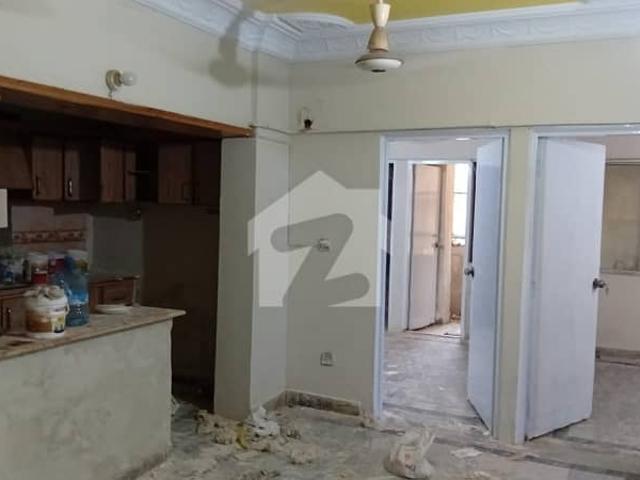 A Great Choice For A 1000 Square Feet Flat Available In Gulshan e Iqbal Block 13 D2