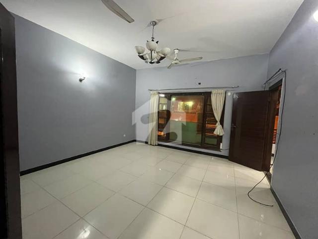 A Great Choice For A 240 Square Yards Upper Portion Available In Gulshan e Iqbal Block 13