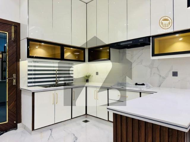 A Great Choice For A Prime Location 5 Marla House Available In Citi Housing Society