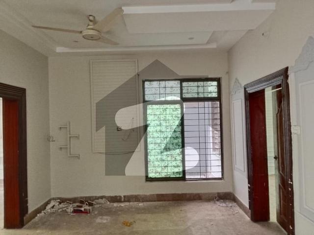A Great Choice For A Prime Location 10 Marla House Available In Wapda Town Phase 1 Block D