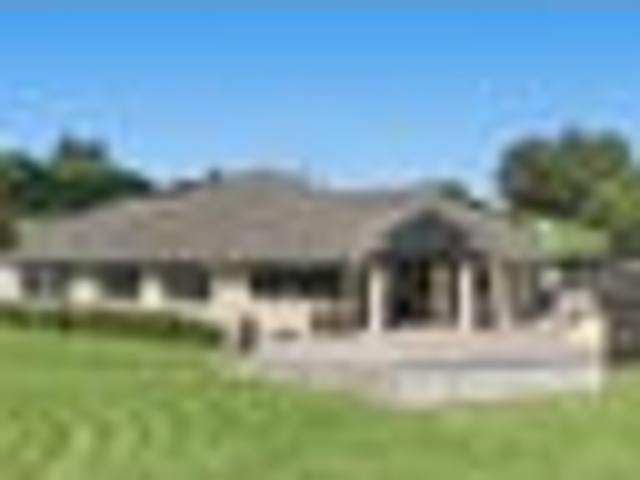 Gallop in to flat land, stables, sheds & a refresh