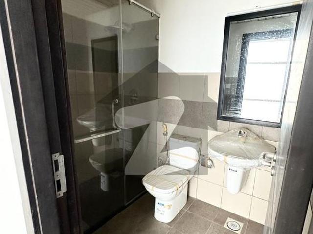 A Higher Quality Of Living! 3 Bedroom Seafront Apartment Available For Rent In Emaar Pearl Tower Emaar Pearl Towers