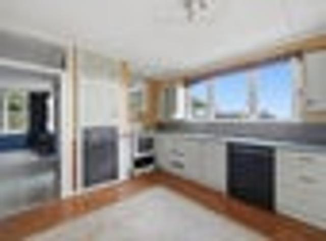 A Home With Potential on the Hill