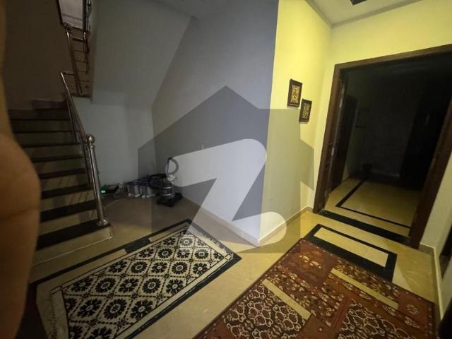 A House Of 16 Marla In E 11 for sale E 11