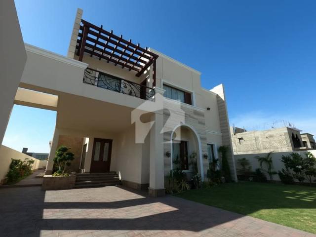 A House Of 1000 Square Yards In Rs. 550000