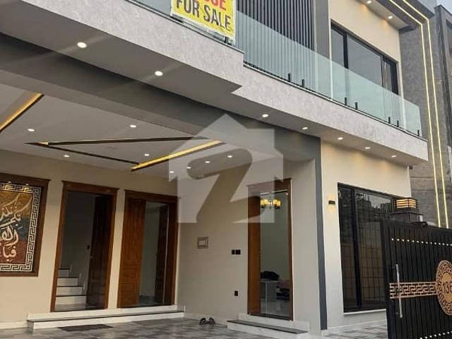 A House Of 10 Marla In Islamabad