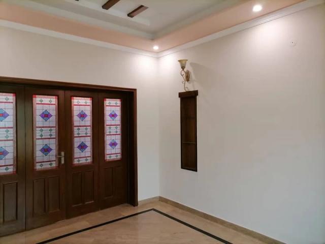 A House Of 10 Marla In Rs. 40,000,000 Lahore WAPDA TOWN ID 81368