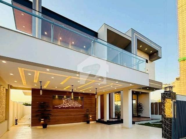 A House Of 1 Kanal In Rs. 105000