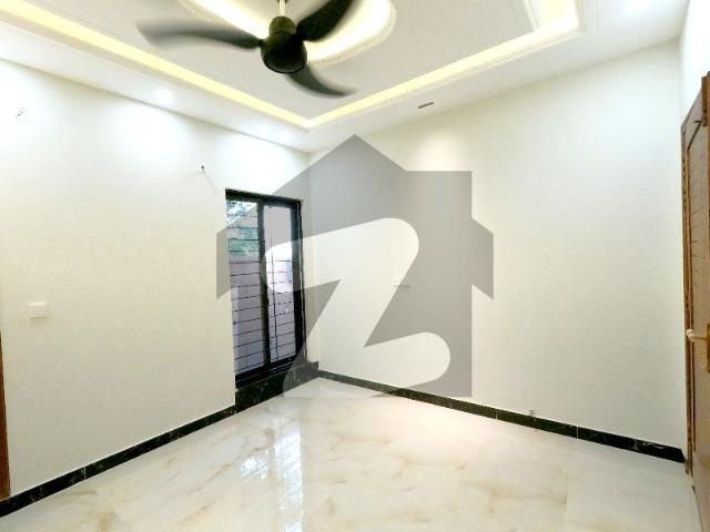 A House Of 5 Marla In Central Park Block C