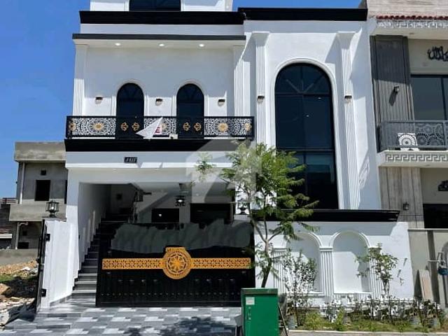 A House Of 5 Marla In Faisal Margalla City