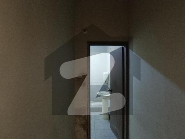 A House Of 600 Square Yards In Gulshan e Iqbal Block 6