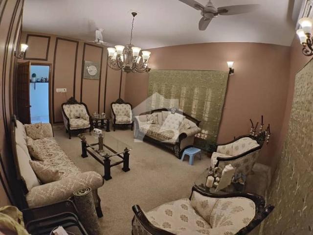 A House 400 Square Yards In Gulistan E Jauhar Block 2