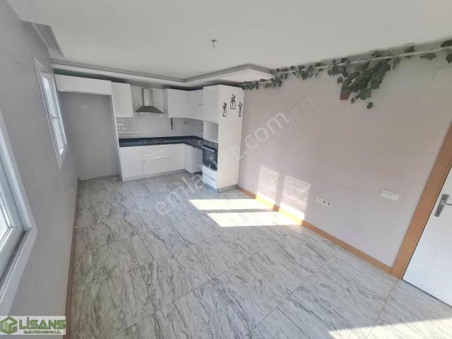 A.izzet Begoviçte Site İçi Full Ext.cepheleri Açık Cazip Kaçmaz