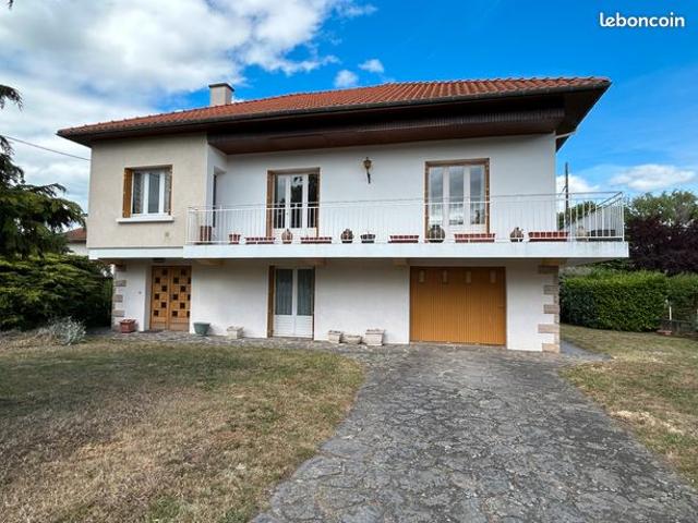 À Issoire, Maison 6 pièces avec terrain