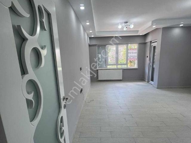 A K Mutludan Uncalı Sitelerde İçi Sıfır Yapılı Lüx 3+1 Daire