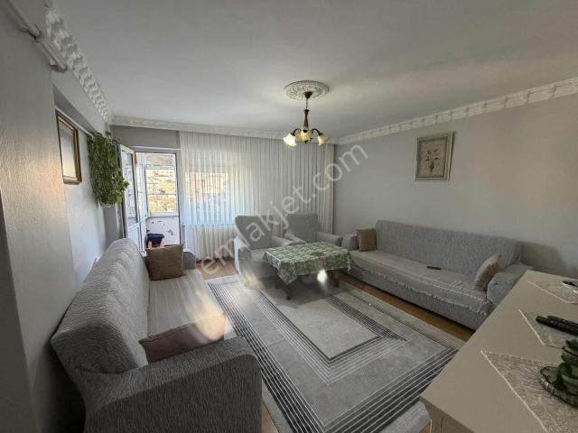 Aşkın Gayrimenkulden Geniş Ferah 3+1 Daire Otopaklı
