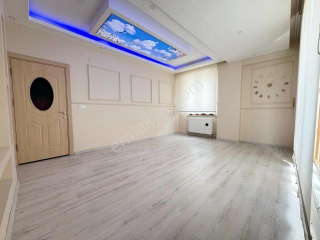 Aşkanlar Yapı'dan 3+1 Lüks Daire Ön Cephe Ara Kat Köşe Başı