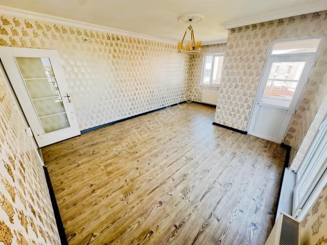 Aşkanlar Yapı'dan 3+1 Satılık Daire Köşe Başı Ara Kat Ön Cephe