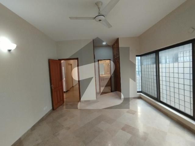 A Luxury 6 Bed Full House Available For Rent F 7