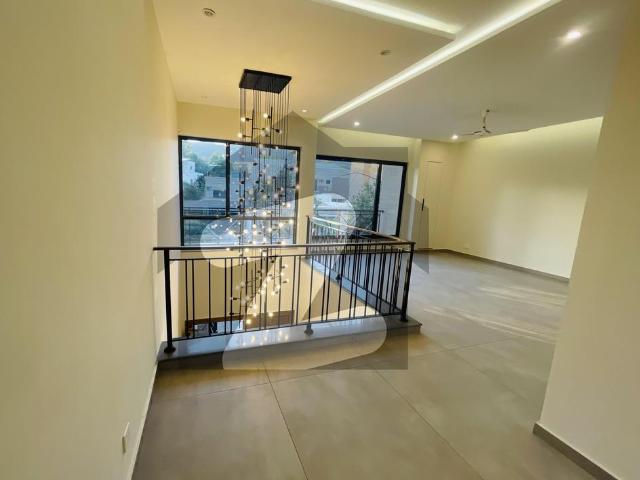 A Luxury Designer House F 6