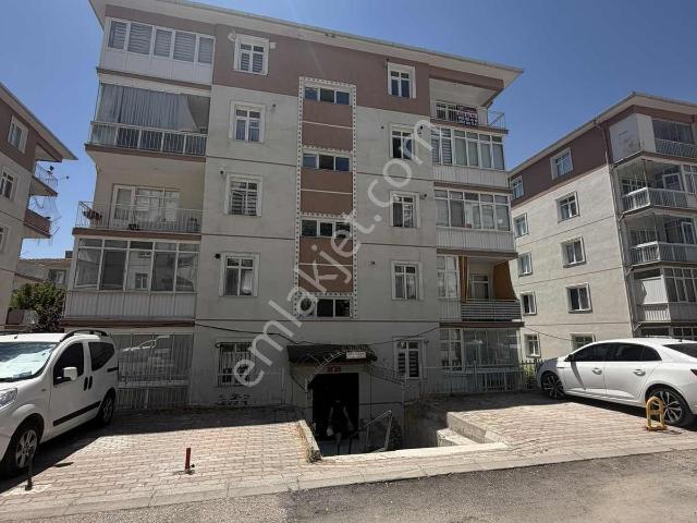 A L C Den G.o.p. Da Mutfak Dolapları Yapılcak 3+1 Kiralık