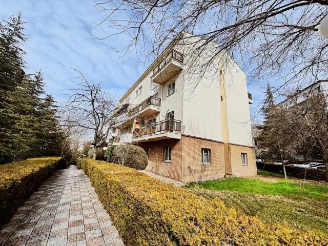 A L C Den Eryaman Da Eşyalı Hazır Kiracılı 1+1 Satılık Daire