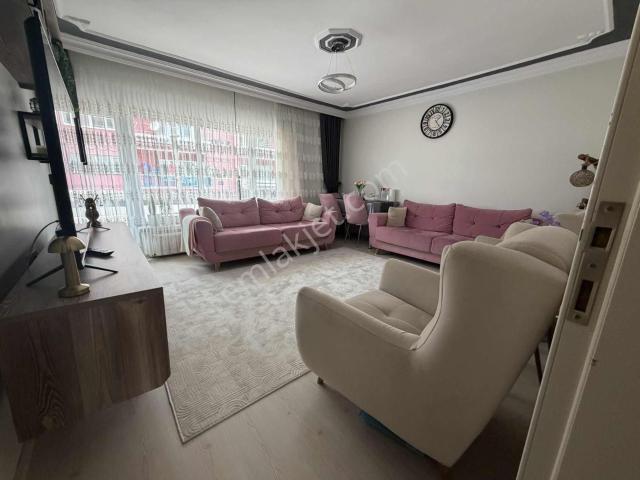 A L C Den Full Yapılı Ara Katta Salon Bağımsız 3+1 Satılık