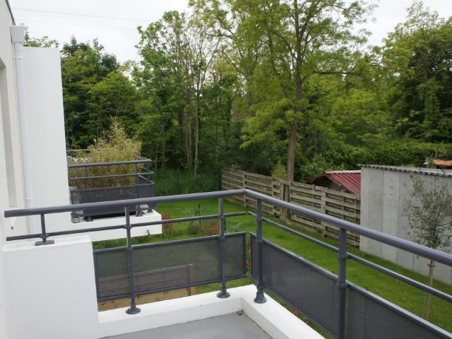 A La Baule, dans résidence 'COTE PARC', au 1er étage T2, noA104