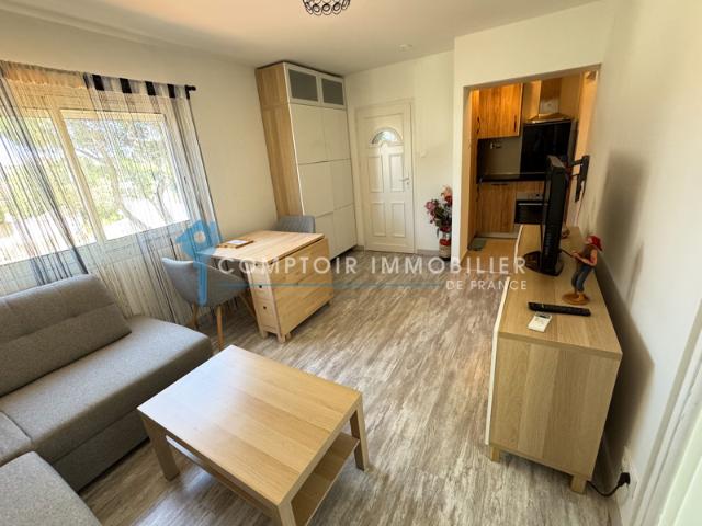 À La Couronne, appartement T2 en location meuble