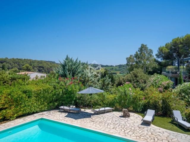 À La Croix Valmer Villa plage à pieds vue sur les vignes