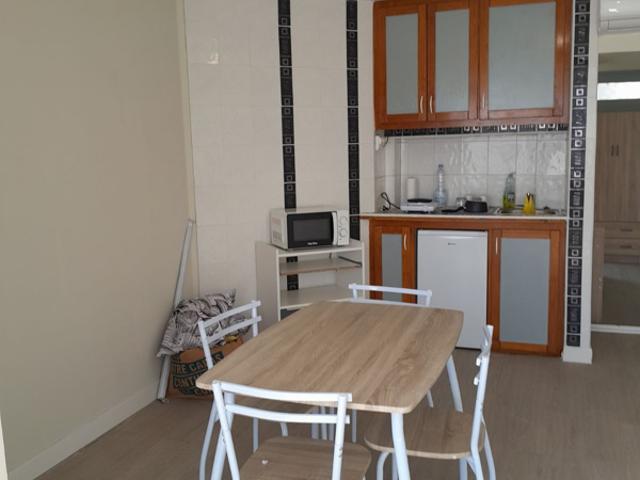 À La Possession, appartement en location avec 2 pièces
