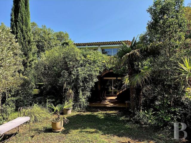 À la sortie du village d'Auriol, entre Aix en Provence, Marseill
