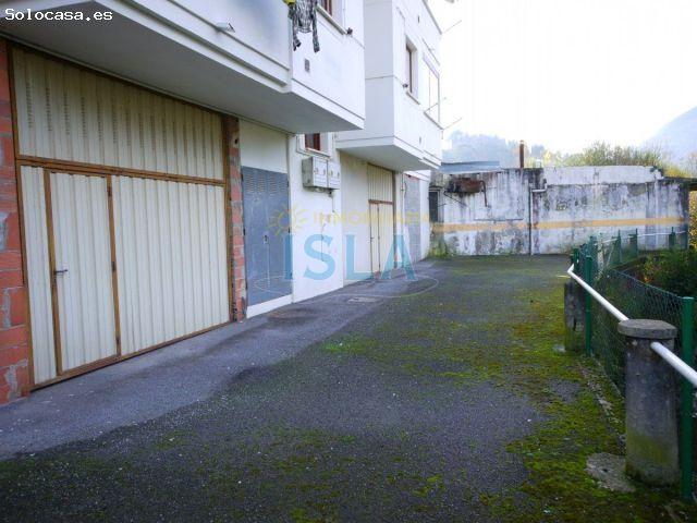 A la venta, en Limpias, dos Locales Comerciales y Nave