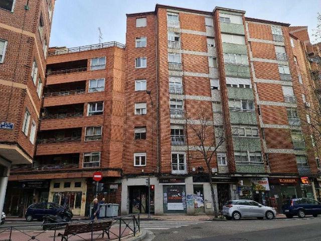 A LA VENTA LOCAL EN ZONA DE LA CIRCULAR EN VALLADOLID