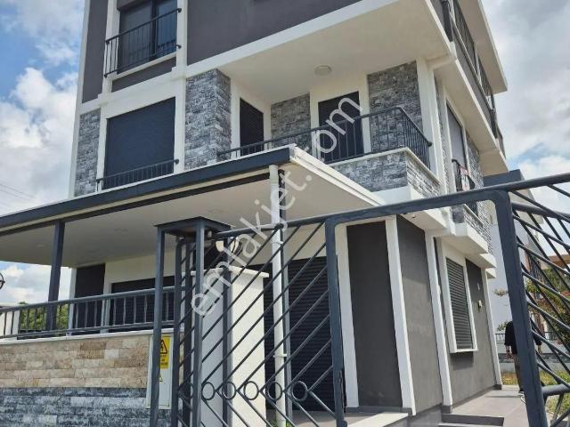 Çağlak İnşaattan Doğa Ve Deniz Manzaralı Merkezde 4+1 Lüx Villa