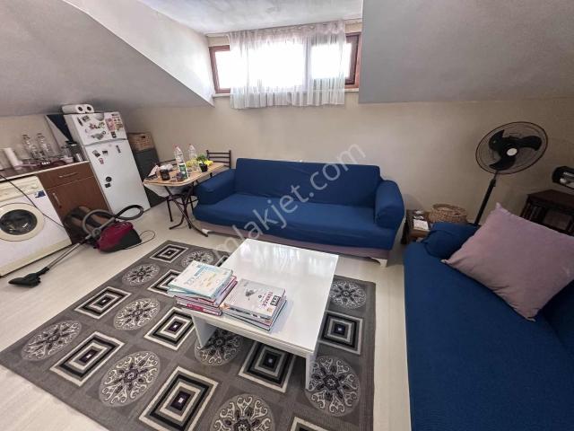 Çağlayan Da Merkezi Konumda Teraslı Kiralık 1+1 Ful Eşyalı Daire