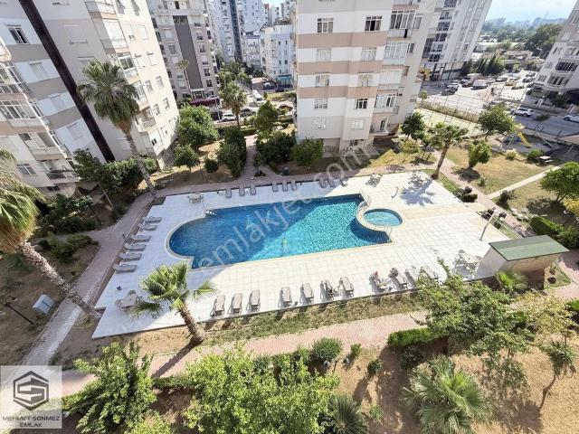 Çağlayan Solmaz Yalı Sitesinde Doğalgazlı 3+1 Arakat