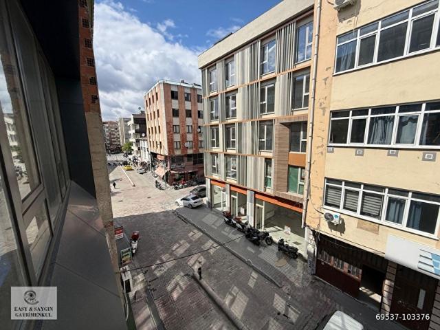 ÇAĞLAYAN YURT SOKAK DA KİRALIK OFİS SIFIR ASANSÖRLÜ