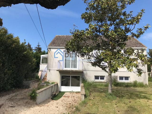 À L'Île Bouchard, maison meublée 6 pièces à louer avec De Noray Immobilier